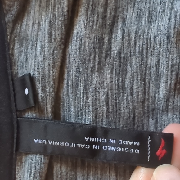 Full Zip Heathered Grey Workout Top - Picture 4 of 4